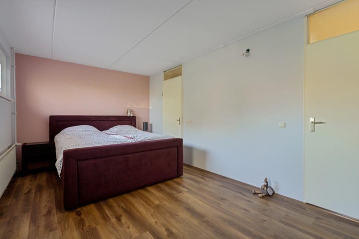 Foto 22 van Rechterenstraat 20