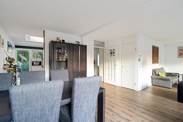 Foto 20 van Rechterenstraat 20