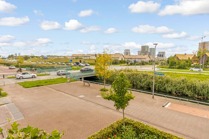 Foto 24 van Europalaan 942