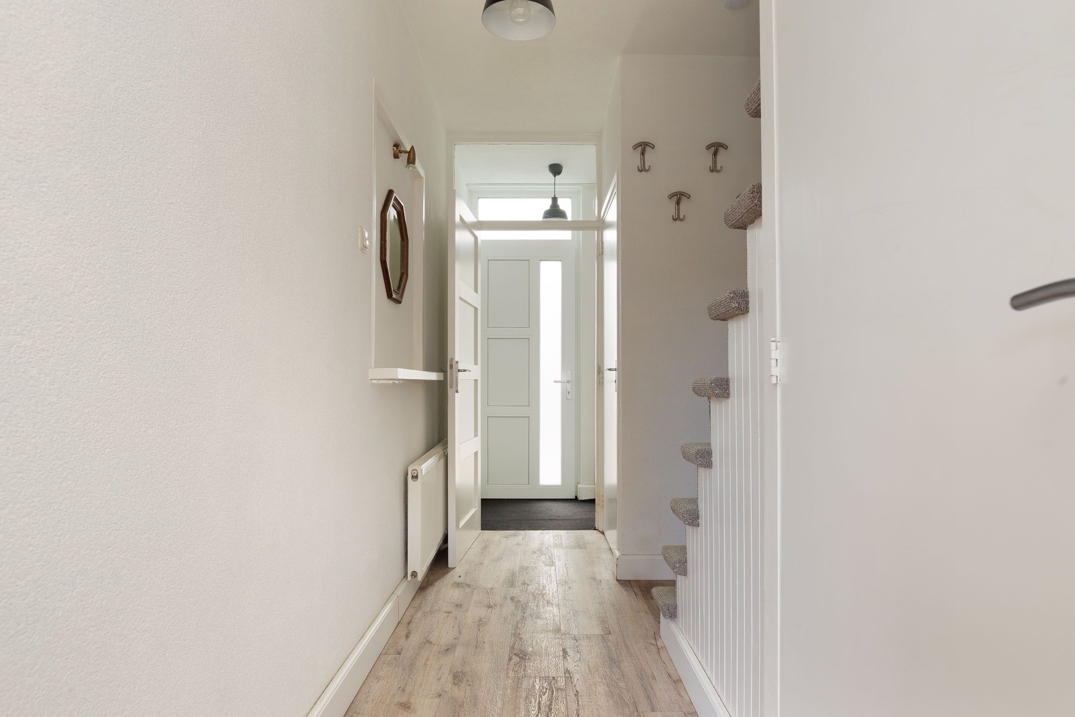 Foto 9 van Mr. van der Brugghenstraat 17