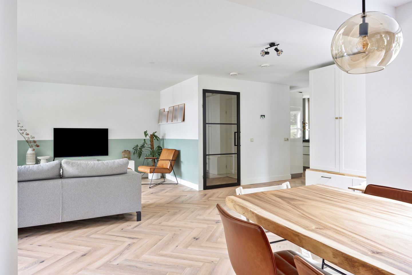 Photo 10 of Buziaulaan 55