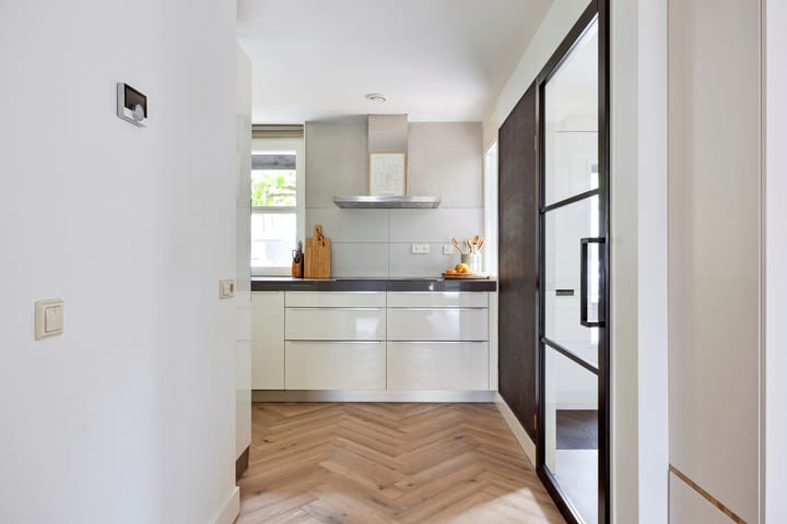 Foto 12 van Buziaulaan 55