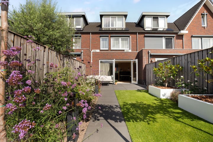 Photo 27 of Gerard Knuvelderstraat 14