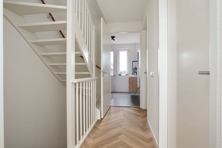 Photo 29 of Gerard Knuvelderstraat 14