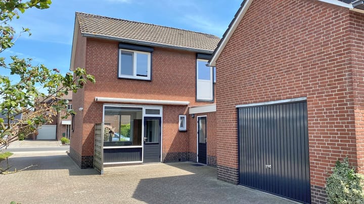 Foto 12 van Peter Janssenweg 4