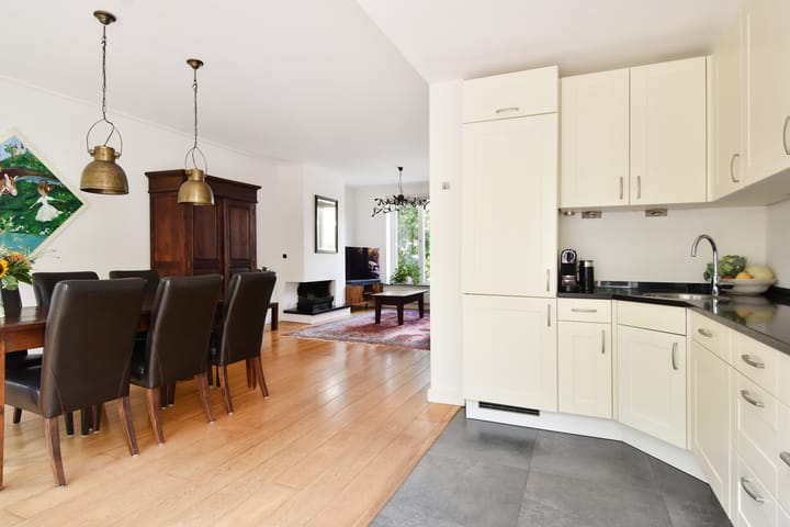 Foto 17 van Prins Bernhardlaan 10