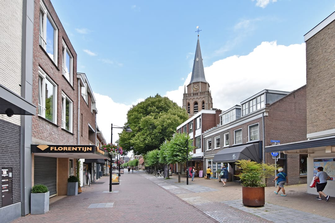 Foto 68 van Prins Bernhardlaan 10