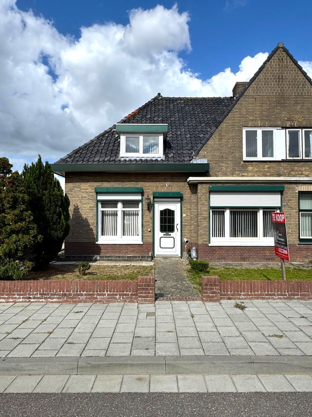 Photo 2 of Weststraat 14