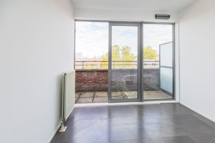 Photo 21 of Polderlaan 18-F