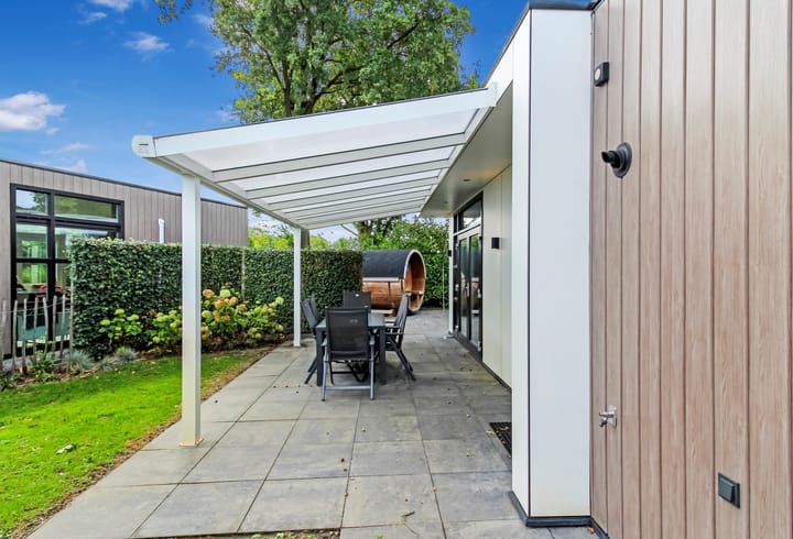 Photo 2 of Loverensestraat 11-D17