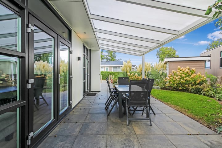 Photo 20 of Loverensestraat 11-D17