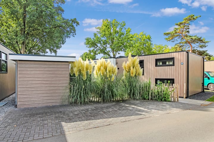 Photo 25 of Loverensestraat 11-D17