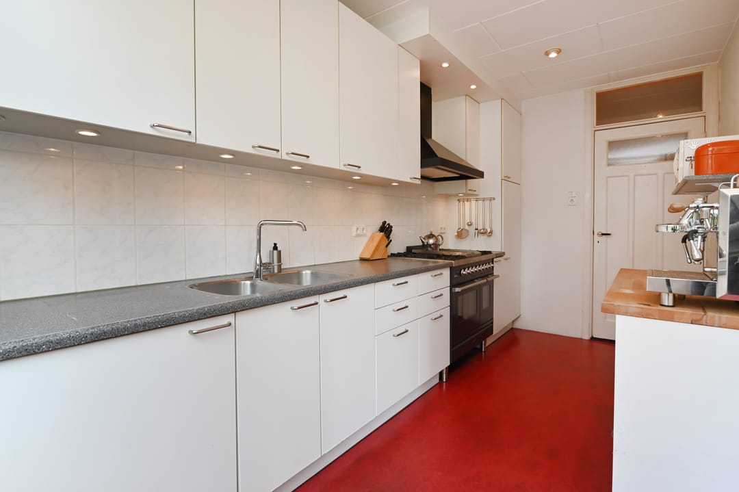 Photo 23 of van Watervlietstraat 65