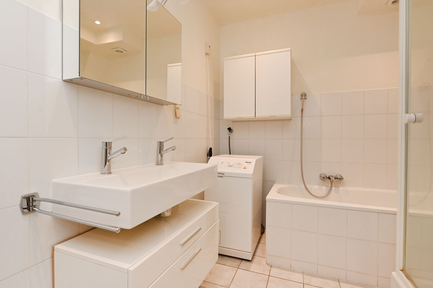 Photo 44 of van Watervlietstraat 65