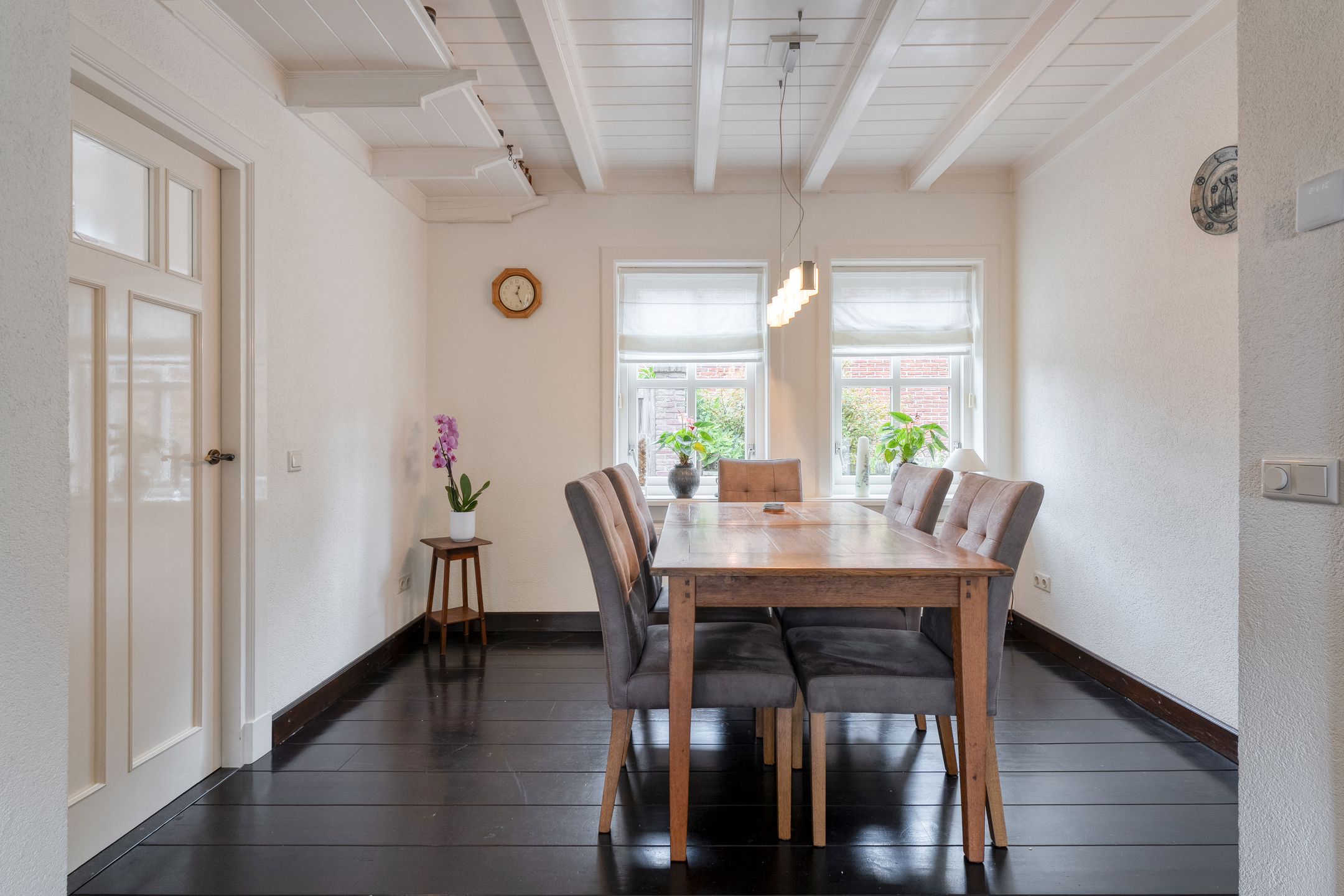 Photo 18 of Burgemeester Schuitestraat 36