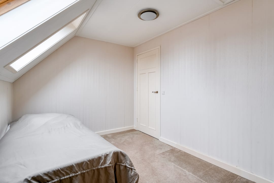 Photo 28 of Burgemeester Schuitestraat 36