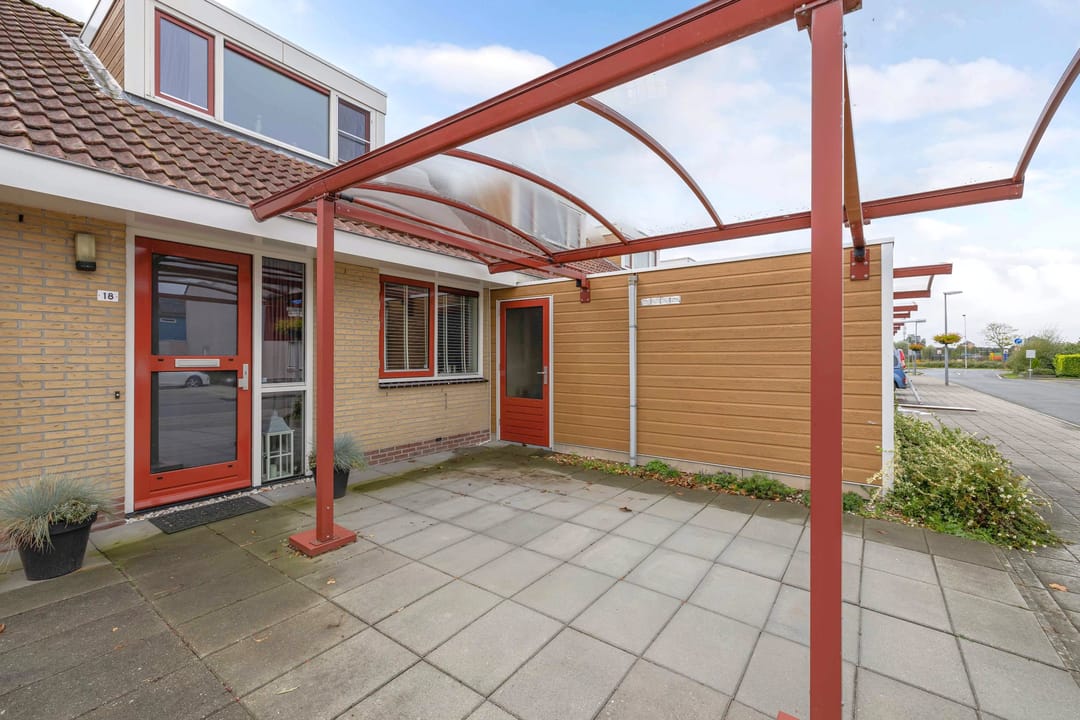 Foto 32 van Voorstraat 18