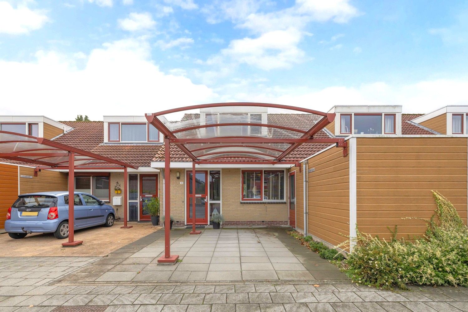 Foto 33 van Voorstraat 18