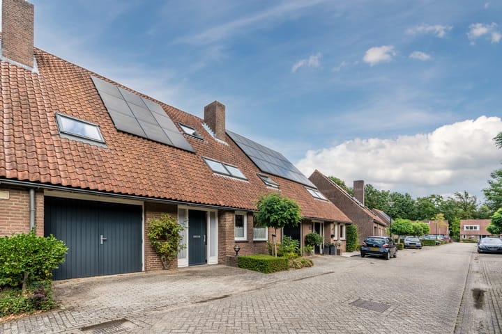 Photo 51 of Venbroek 28