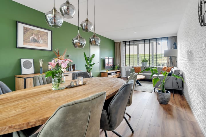 Photo 12 of Flamingostraat 31