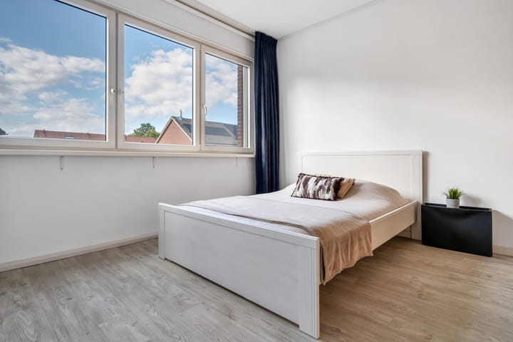 Photo 34 of Flamingostraat 31