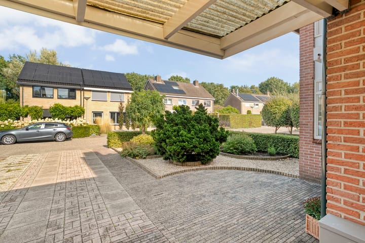 Photo 40 of Reigerstraat 43