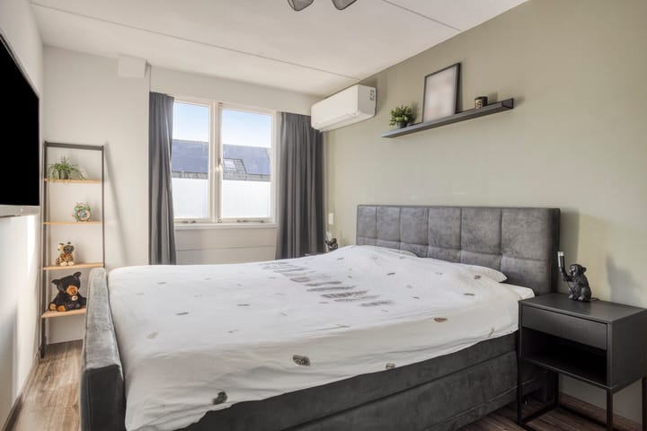 Foto 18 van Benthuizenstraat 24