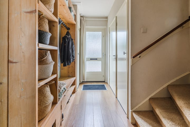 Photo 4 of Van Binsbergenstraat 1