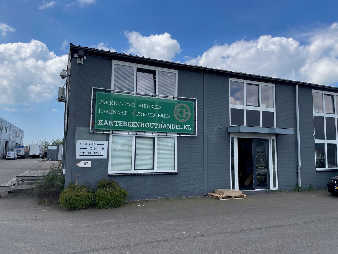 Bekijk foto 1 van Westkanaalweg 2-B