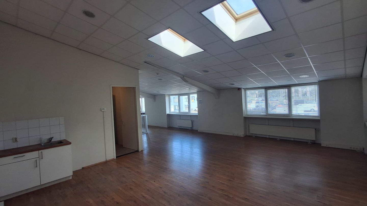 Bekijk foto 5 van Westkanaalweg 2-B