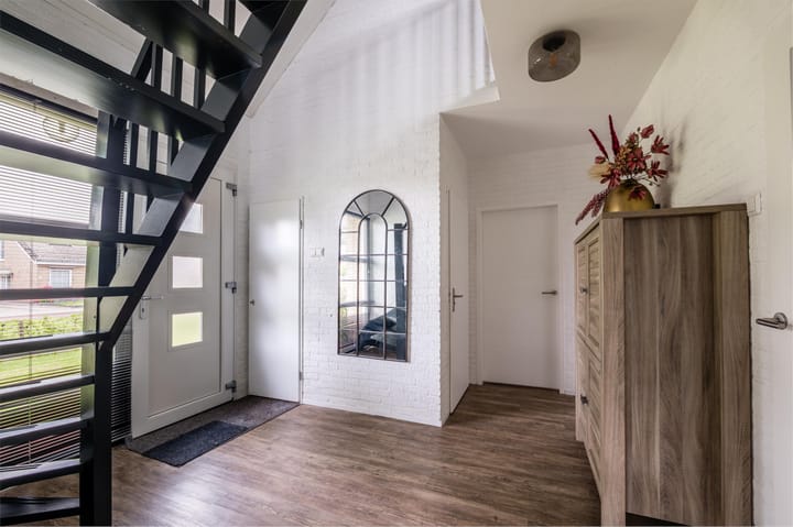 Photo 13 of Irisstraat 28