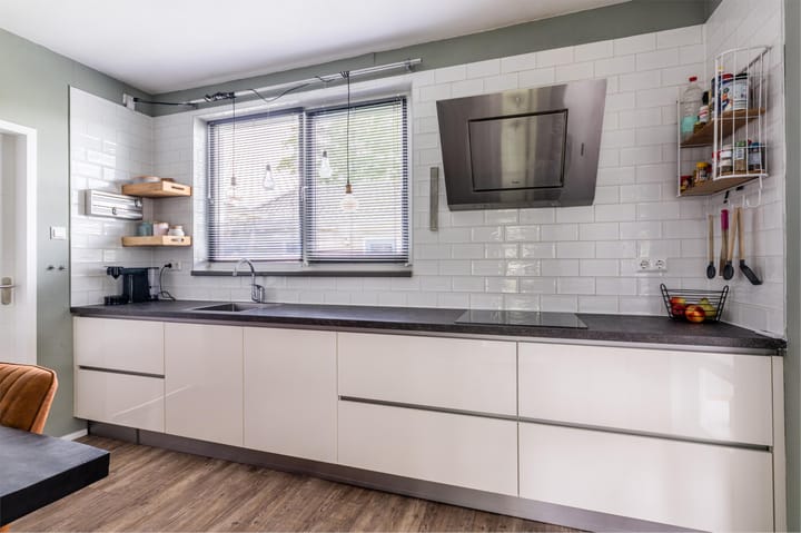 Photo 16 of Irisstraat 28