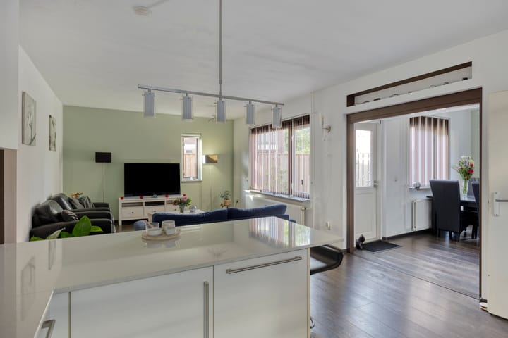 Foto 14 van Azalea 15