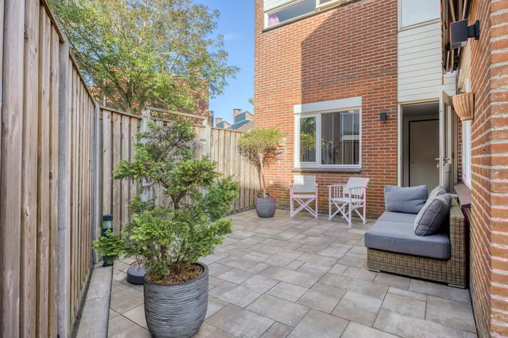 Foto 34 van Azalea 15