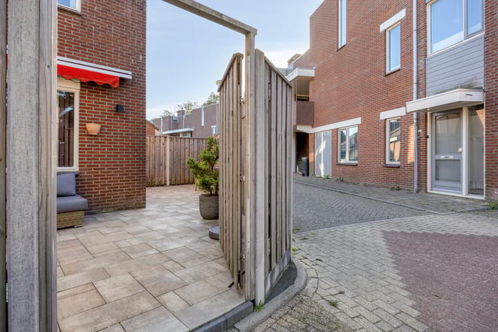 Foto 35 van Azalea 15