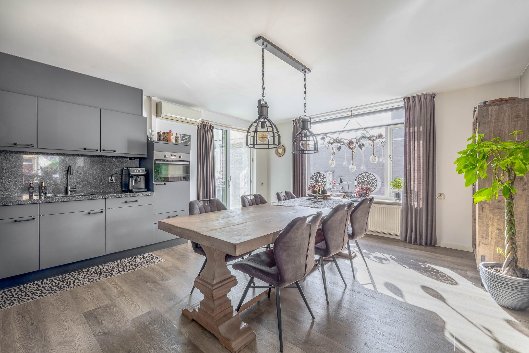 Photo 12 of Leeuwerikstraat 52