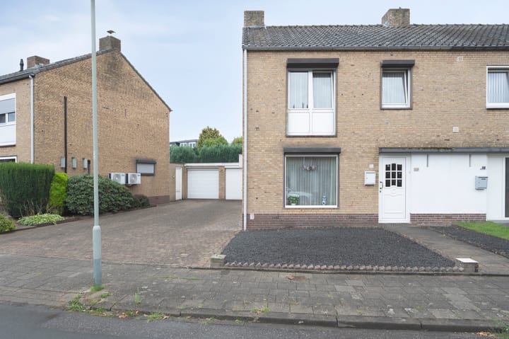 Foto 2 van Burg Fredrixstraat 32