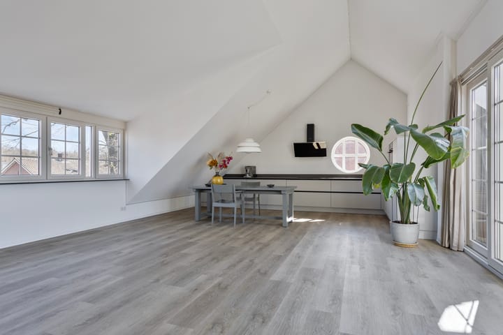 Photo 12 of Veldmaterstraat 182-J