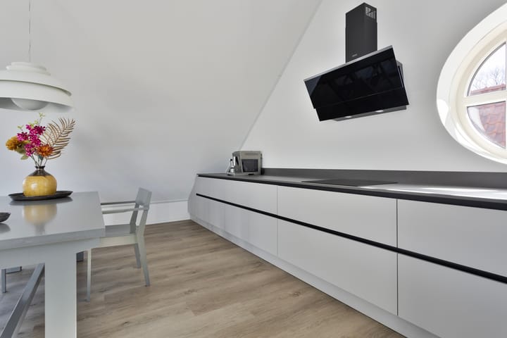 Photo 16 of Veldmaterstraat 182-J