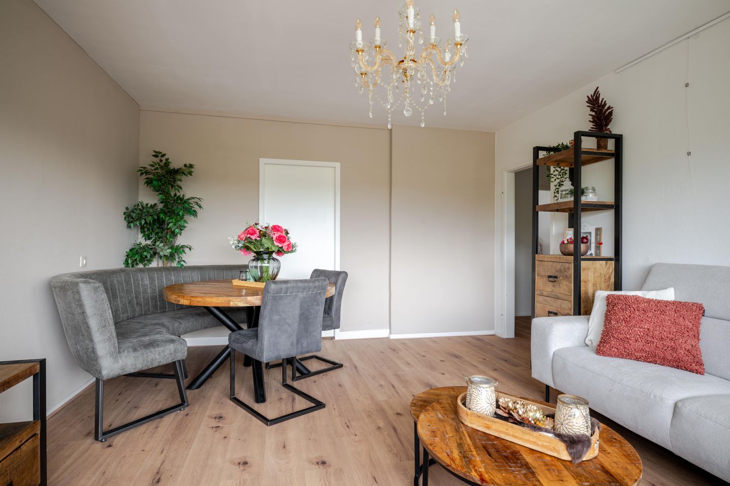 Photo 4 of Tesselschadestraat 109