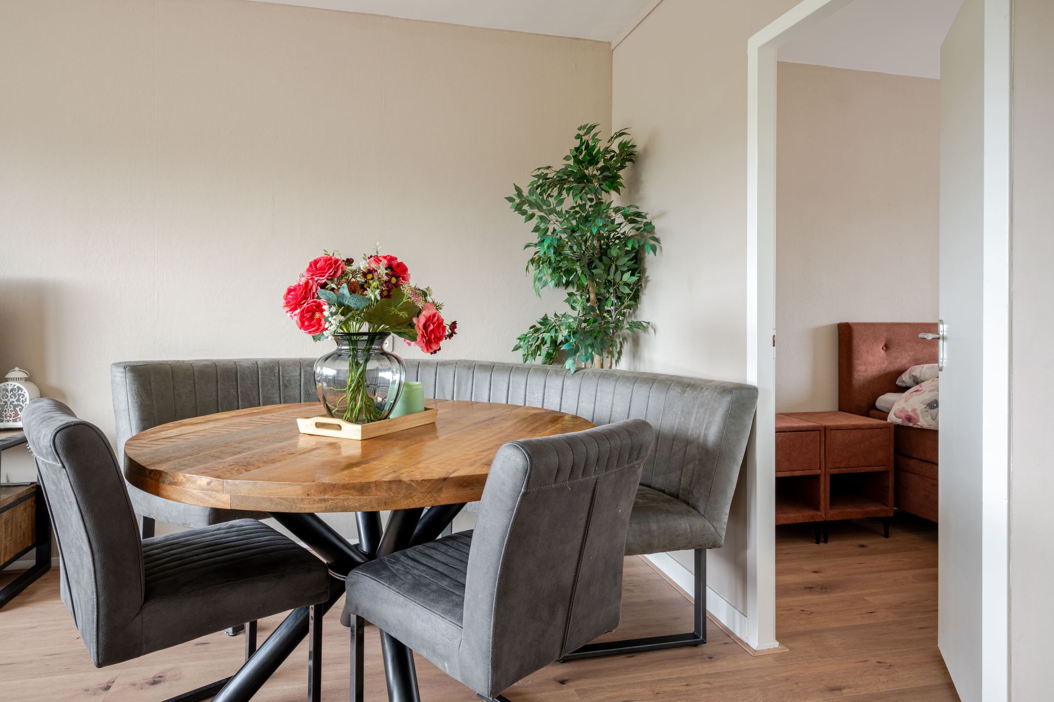 Photo 6 of Tesselschadestraat 109