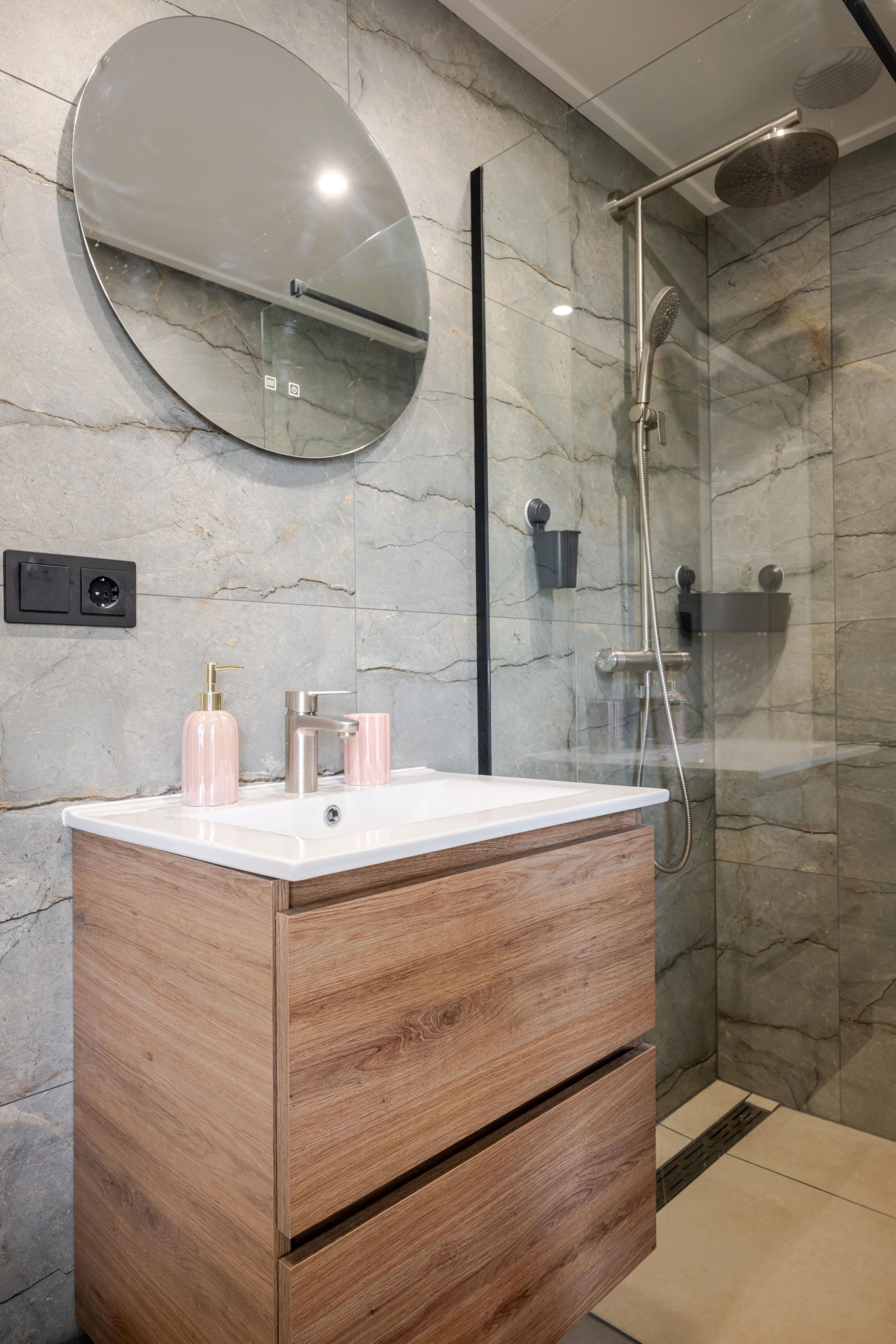 Photo 12 of Tesselschadestraat 109