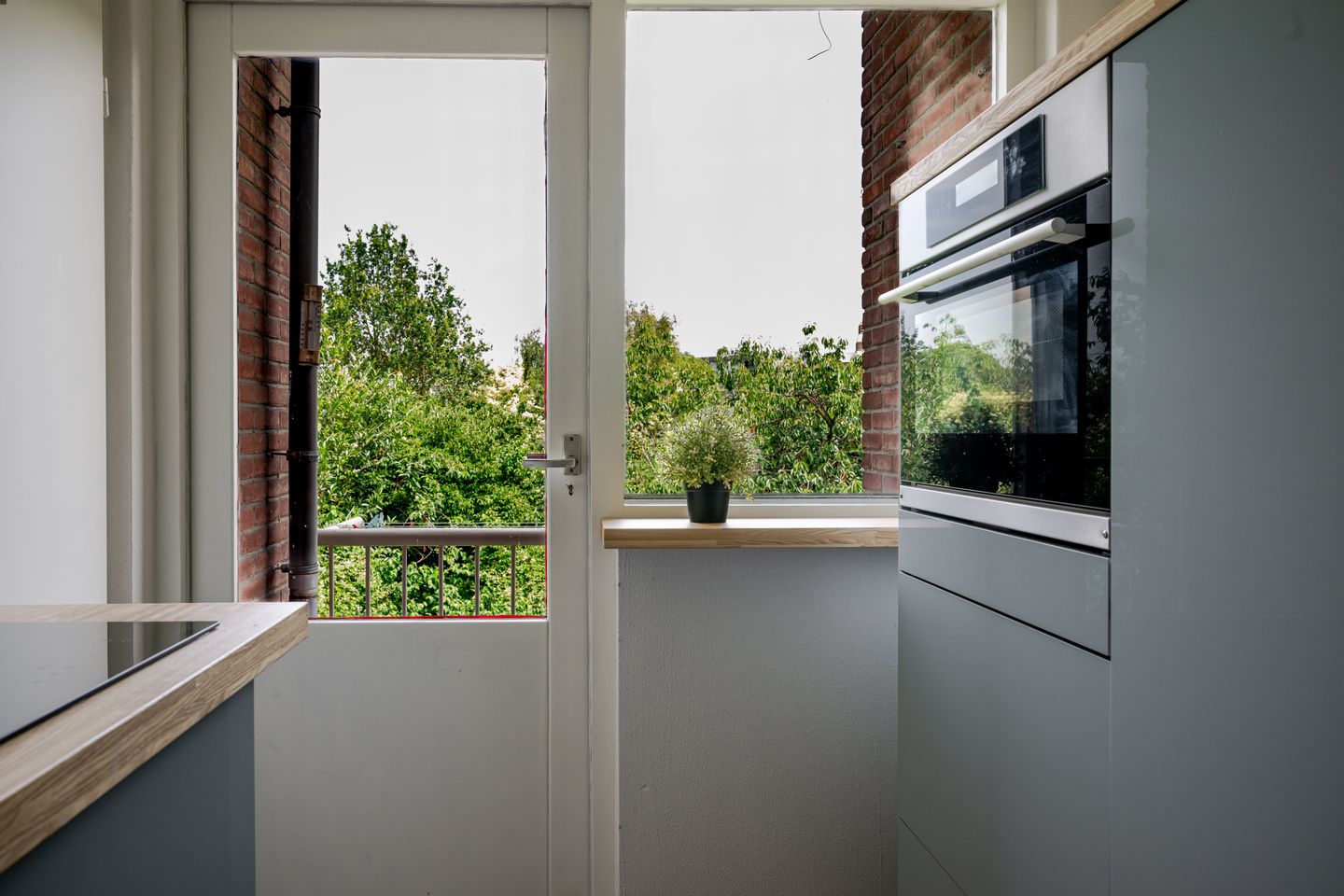 Photo 20 of Tesselschadestraat 109