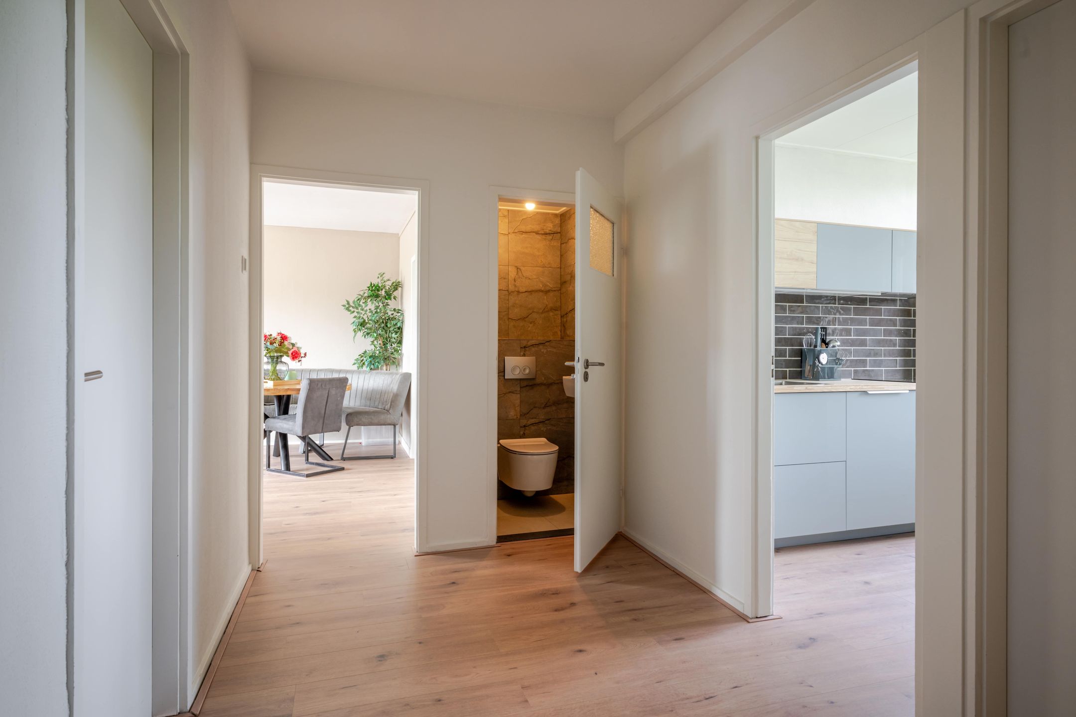 Photo 24 of Tesselschadestraat 109