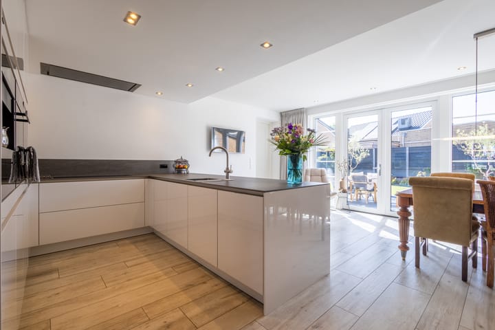 Photo 14 of W.J. Kolffstraat 7