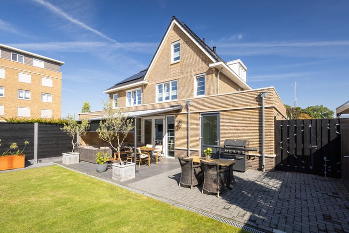 Photo 49 of W.J. Kolffstraat 7