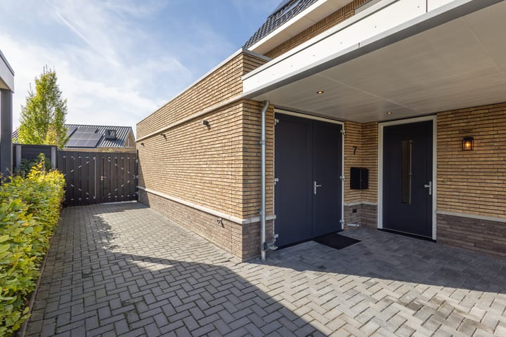 Photo 56 of W.J. Kolffstraat 7