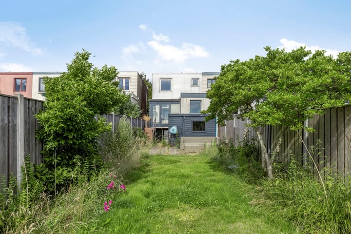 Foto 28 van Vrouwenweg 25