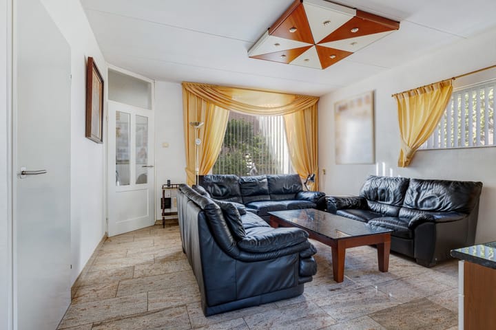 Foto 11 van Bernhardplaats 58