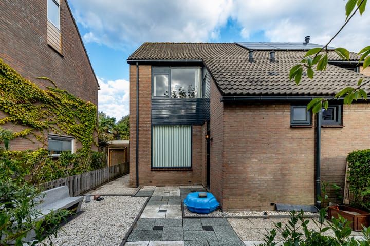 Foto 49 van Bernhardplaats 58